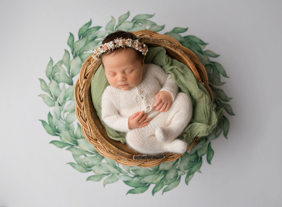 Foliage Wreath - Newborn Posing Fabric