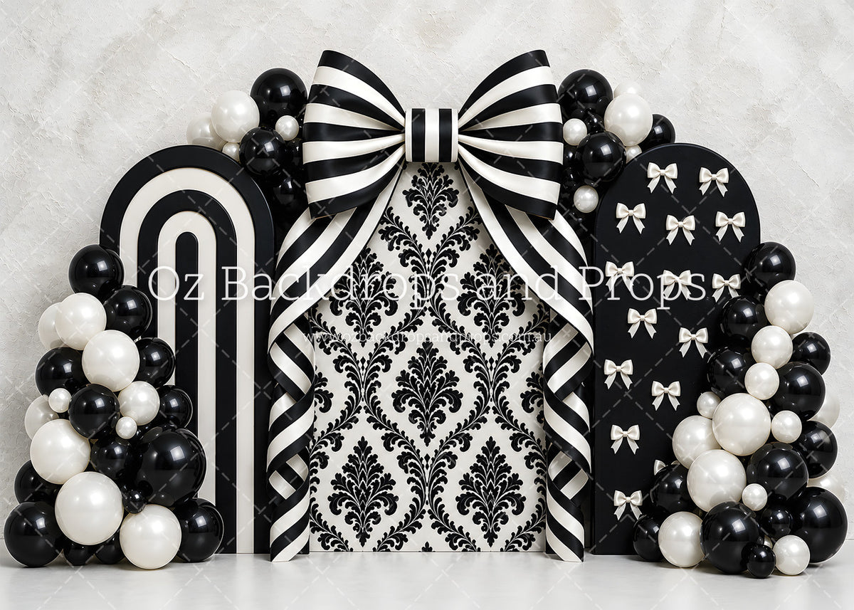 Deluxe Monochrome