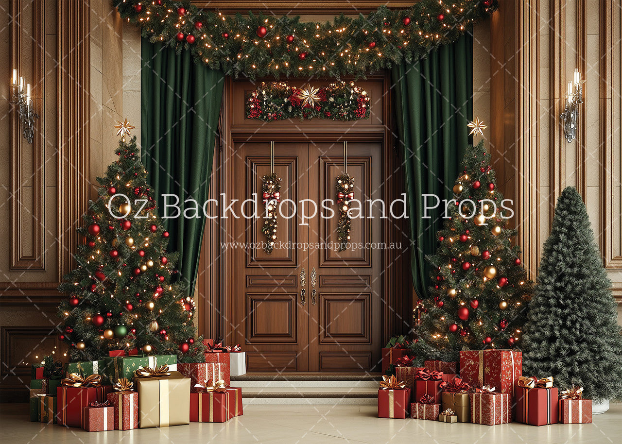 Elegant Decorated Entrance