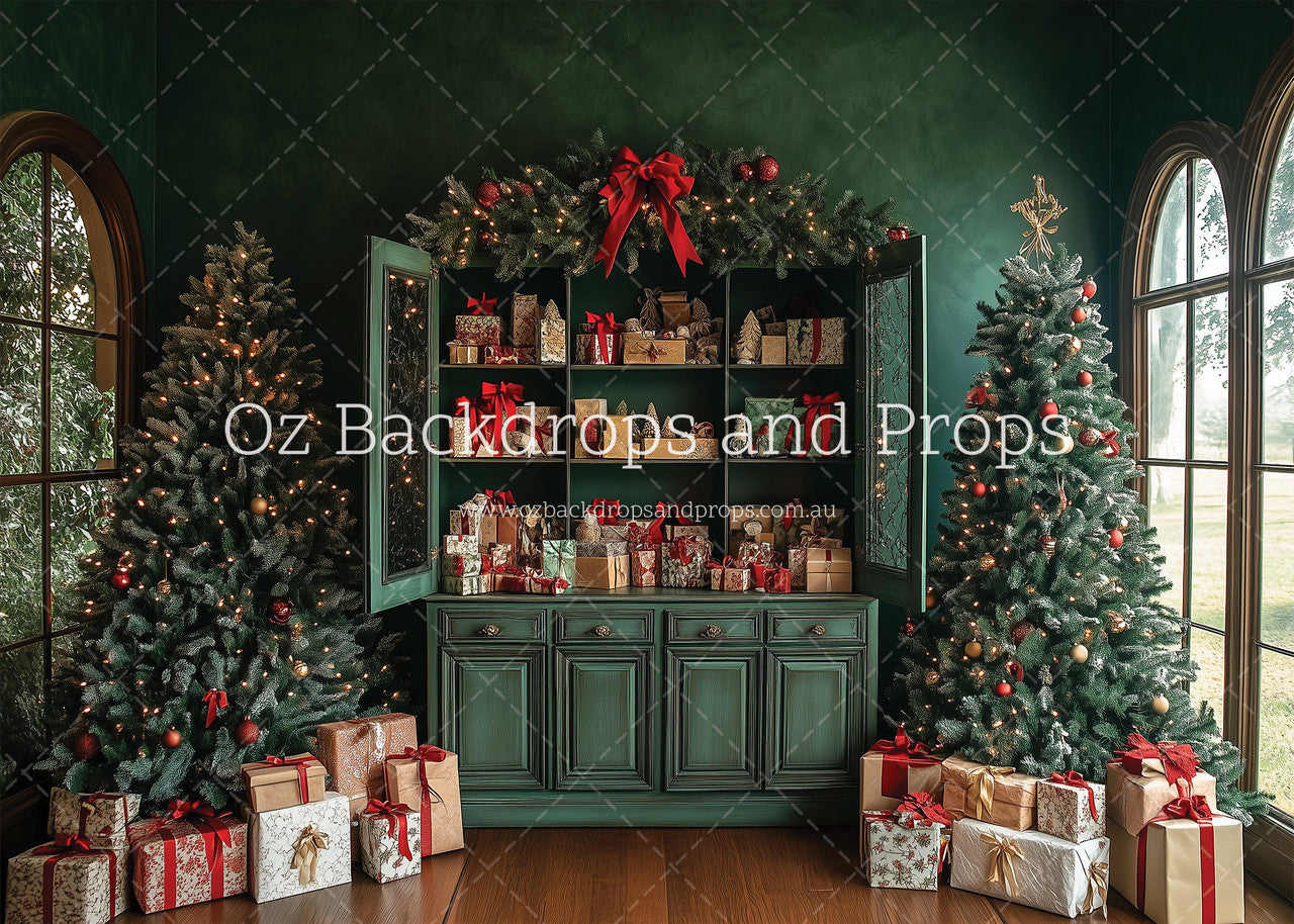 Green Wrapped Showcase