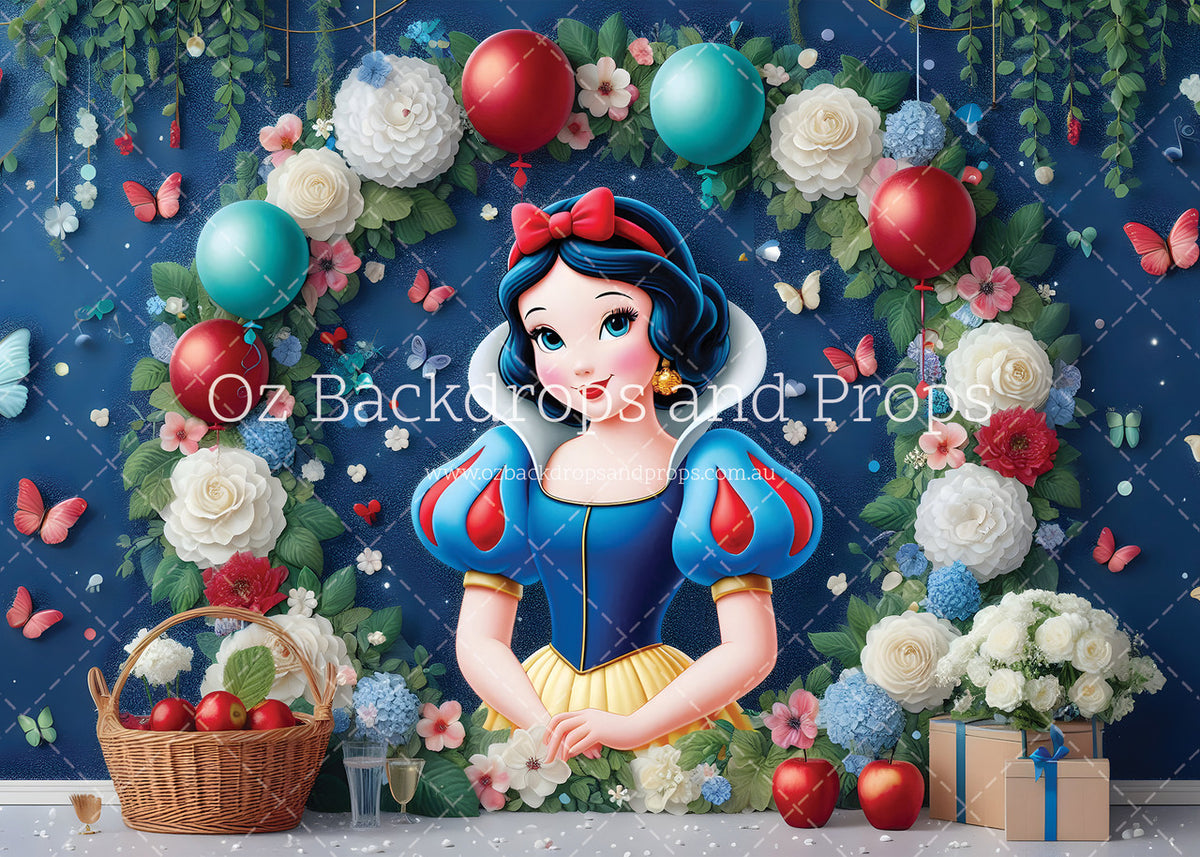 Snow White Arch