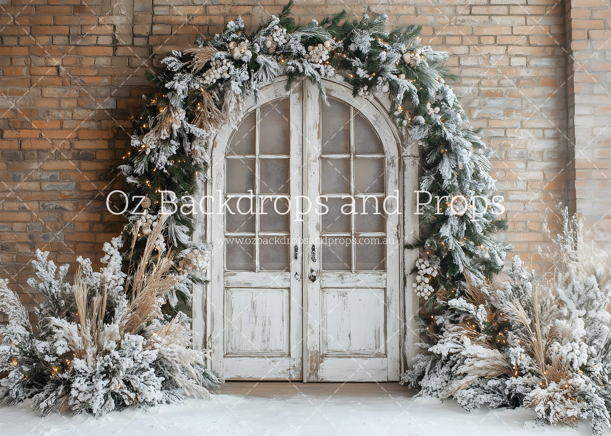 White Door Arch Brick