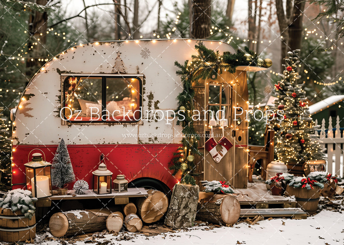 Woodsy Christmas Camper